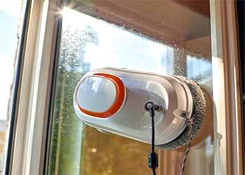Estudio de caso: Cómo resolver el problema del ruido de los robots limpiadores de ventanas para los clientes
