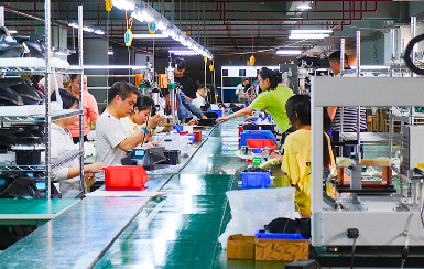 Fabricante de limpiadores rob&oacute;ticos para piscinas