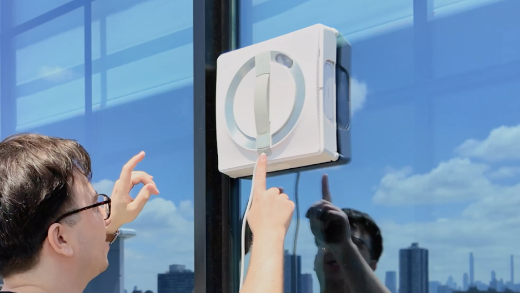 Estoy obsesionado con este brillante robot limpiador de ventanas: he aqu&iacute; por qu&eacute; vale cada centavo | La gu&iacute;a de Tom